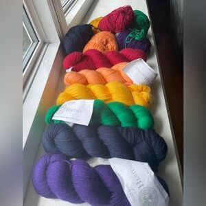 Cascade Heritage yarn. 75% Superwash merino/ 25% nylon